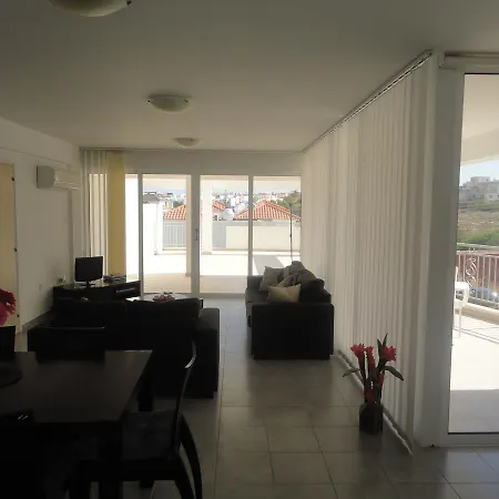 Blue Artemis Penthouse Apartment Paralimni